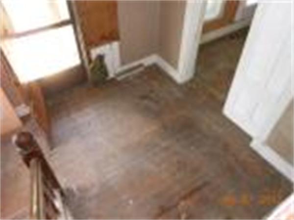 2 Lebanon Place Springfield, MA 01109 - Photo 3 of 10