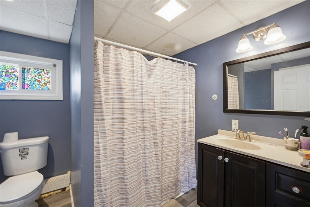 916 County Street Fall River, MA 02723 - Photo 24 of 36