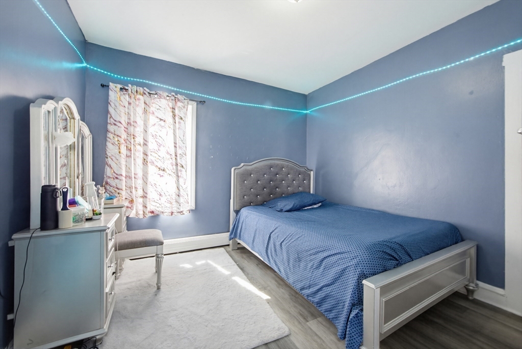 916 County Street Fall River, MA 02723 - Photo 25 of 36
