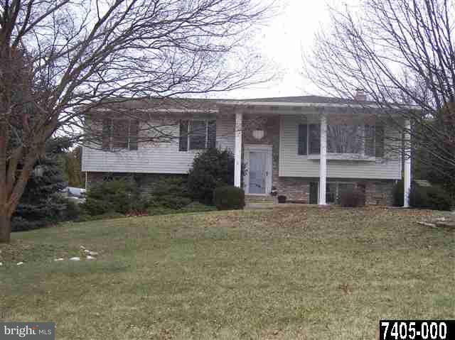 996 Pine Grove Road Hanover, PA 17331 - Photo 1 of 19