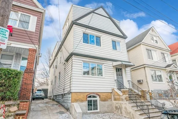 $855,000 | 158 West 8th Street, Bayonne, NJ 07002