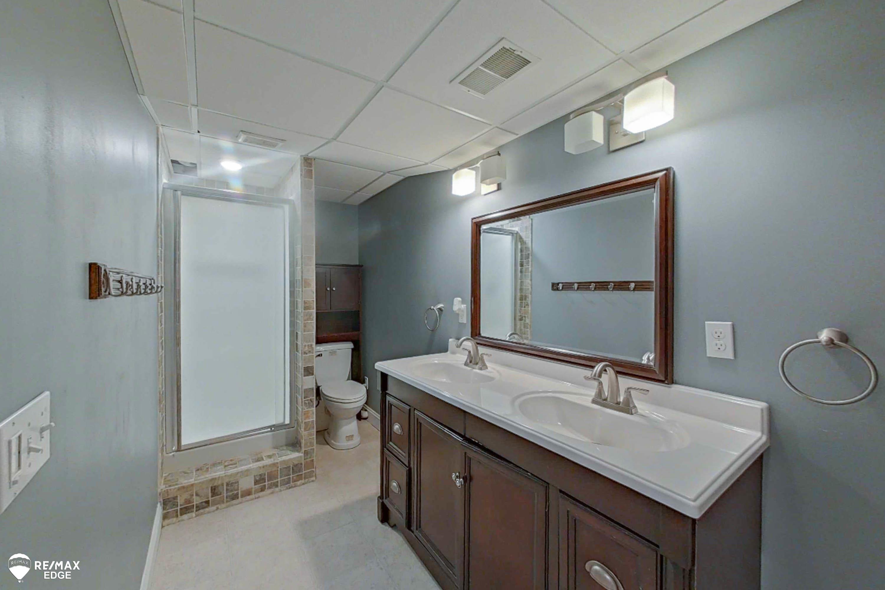 909 Myers Road Lapeer, MI 48446 - Photo 33 of 36 50131452-6218db11-e3db-49f7-bdc8-27548284de97.JPG