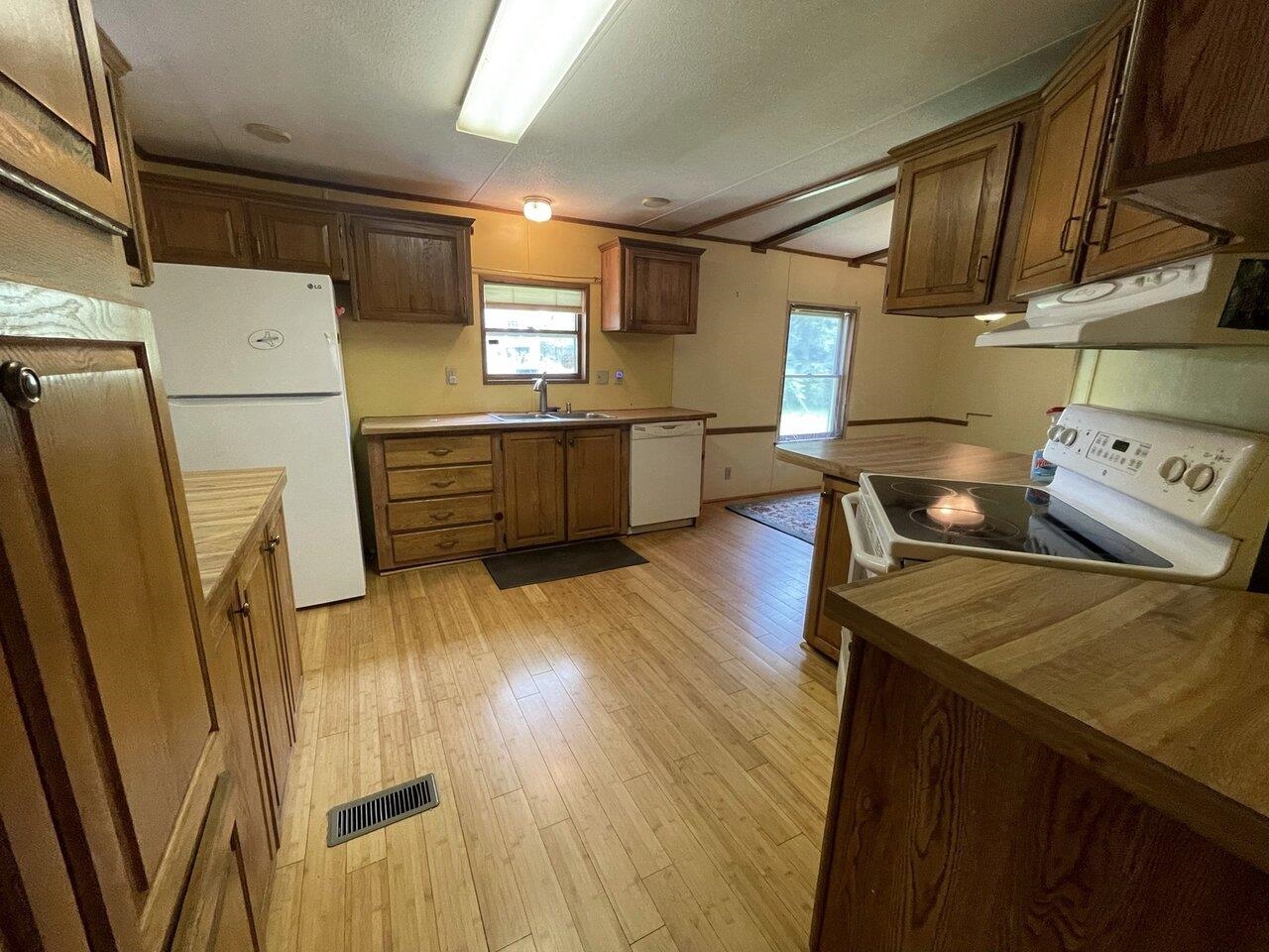 37 Donaldson Road Grand Isle, VT 05458 - Photo 10 of 38 Gallery Image 10