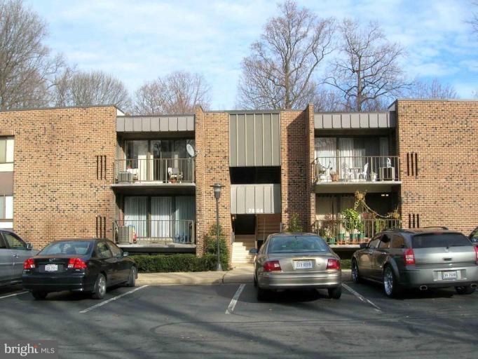 7804 Inverton Road, Unit 204 Annandale, VA 22003 - Photo 1 of 6 Exterior (Main)