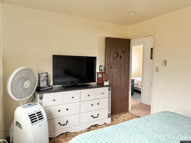 $304,000 | 1130 Canyon Road, Kemmerer, WY 83101