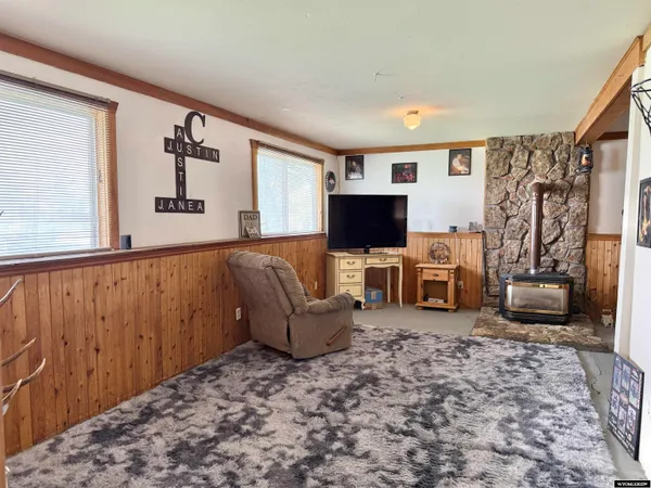 $288,000 | 1130 Canyon Road, Kemmerer, WY 83101