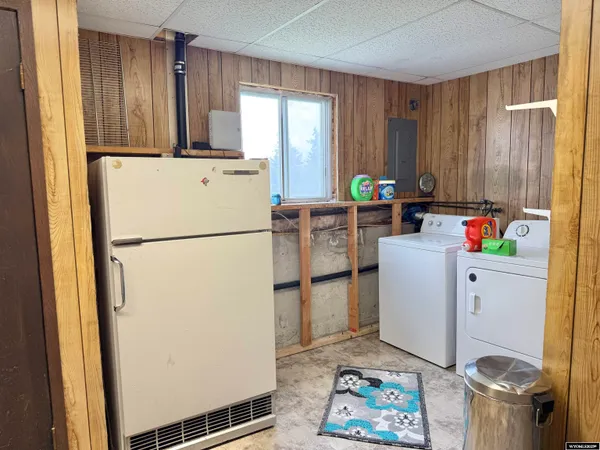 $288,000 | 1130 Canyon Road, Kemmerer, WY 83101