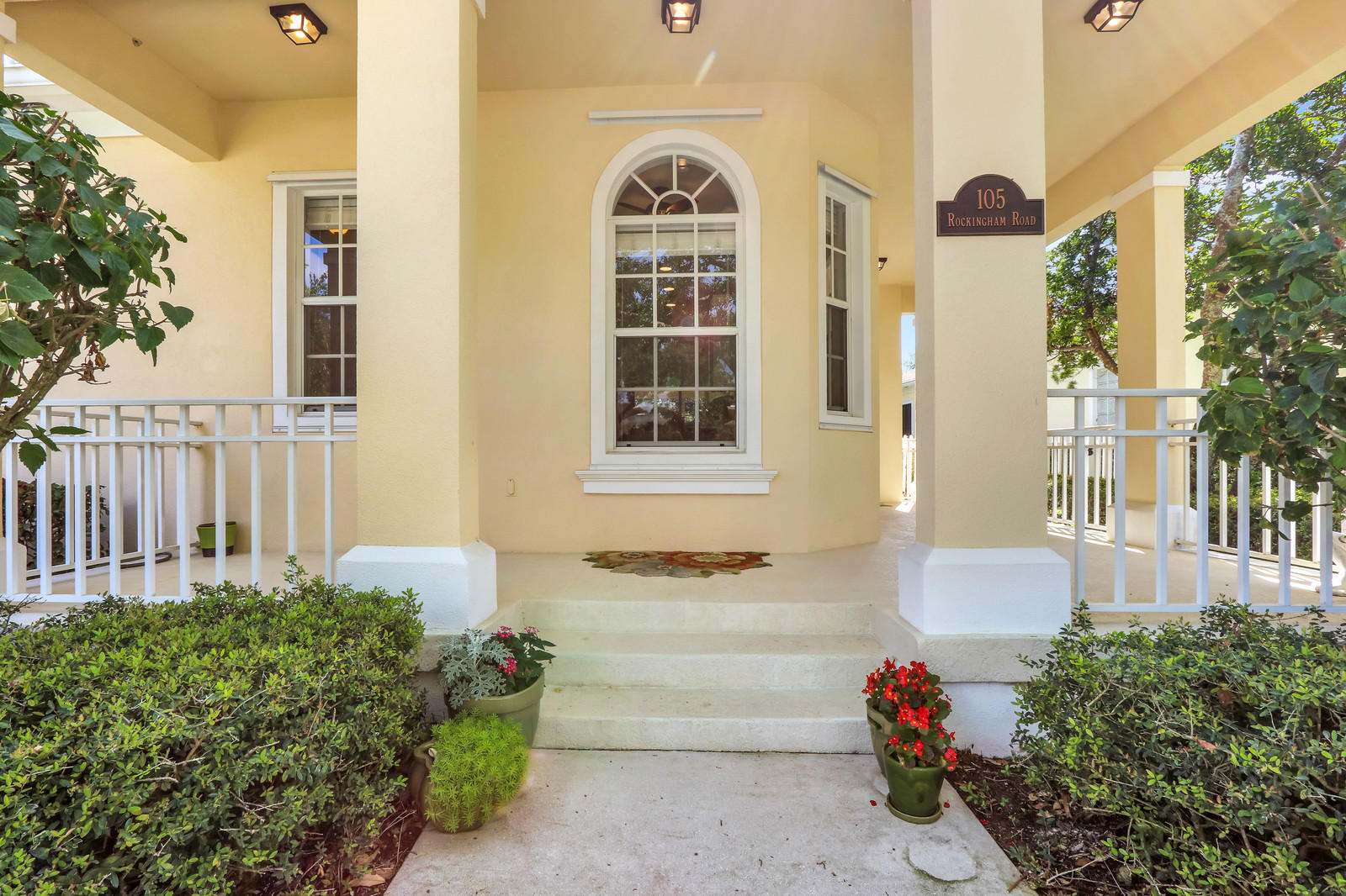 105 Rockingham Road Jupiter, FL 33458 - Photo 2 of 25 02_Image_2_of_25_mls