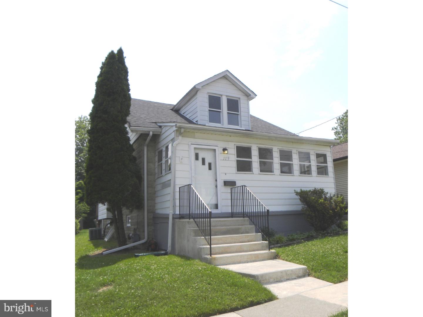 119 Ridge Boulevard Brookhaven, PA 19015 - Photo 1 of 18 Gallery Image 1
