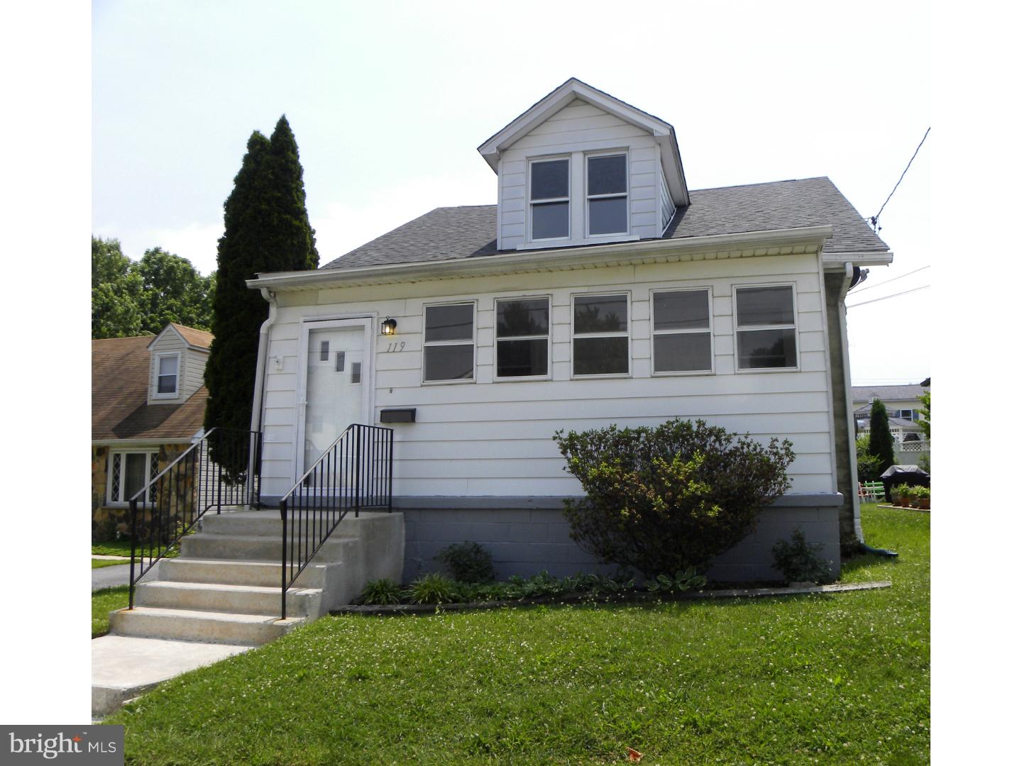 119 Ridge Boulevard Brookhaven, PA 19015 - Photo 2 of 18 Gallery Image 2