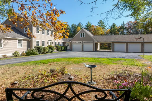 $915,000 | 25 Stoneybrook Lane, Bristol, ME 04539