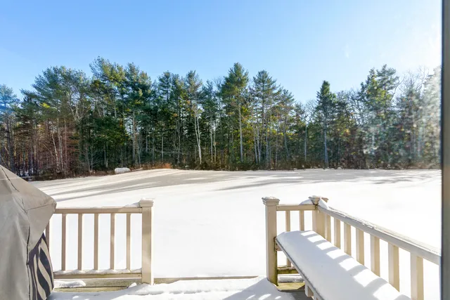 $915,000 | 25 Stoneybrook Lane, Bristol, ME 04539