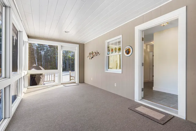 $915,000 | 25 Stoneybrook Lane, Bristol, ME 04539