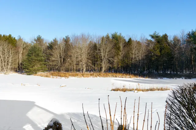 $915,000 | 25 Stoneybrook Lane, Bristol, ME 04539