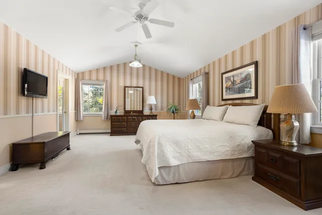 $915,000 | 25 Stoneybrook Lane, Bristol, ME 04539