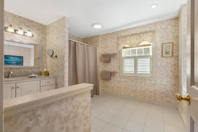 $915,000 | 25 Stoneybrook Lane, Bristol, ME 04539