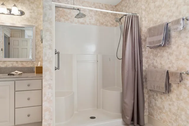 $915,000 | 25 Stoneybrook Lane, Bristol, ME 04539