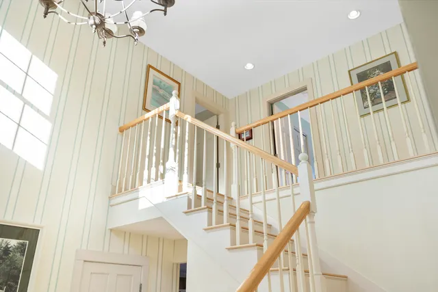 $915,000 | 25 Stoneybrook Lane, Bristol, ME 04539