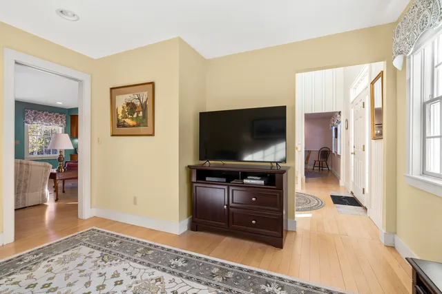 $915,000 | 25 Stoneybrook Lane, Bristol, ME 04539