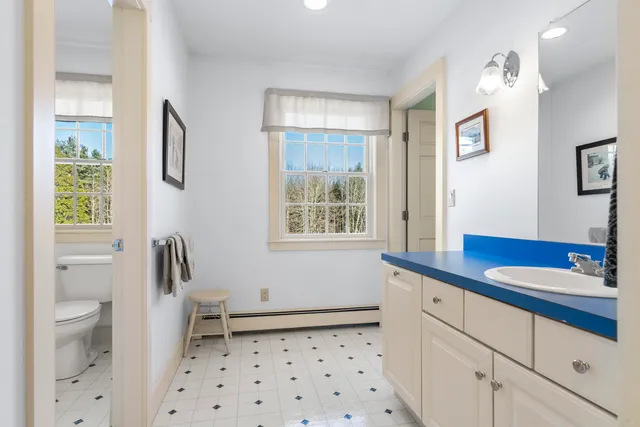 $915,000 | 25 Stoneybrook Lane, Bristol, ME 04539