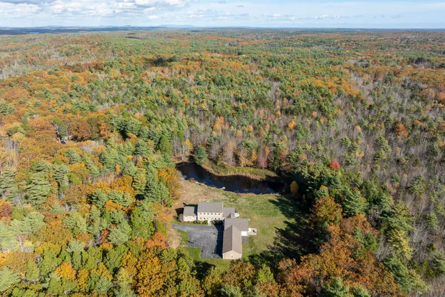 $915,000 | 25 Stoneybrook Lane, Bristol, ME 04539