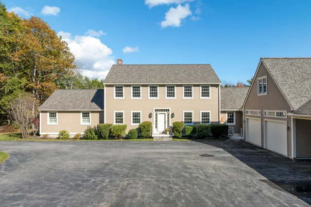 $915,000 | 25 Stoneybrook Lane, Bristol, ME 04539