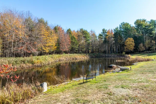 $915,000 | 25 Stoneybrook Lane, Bristol, ME 04539