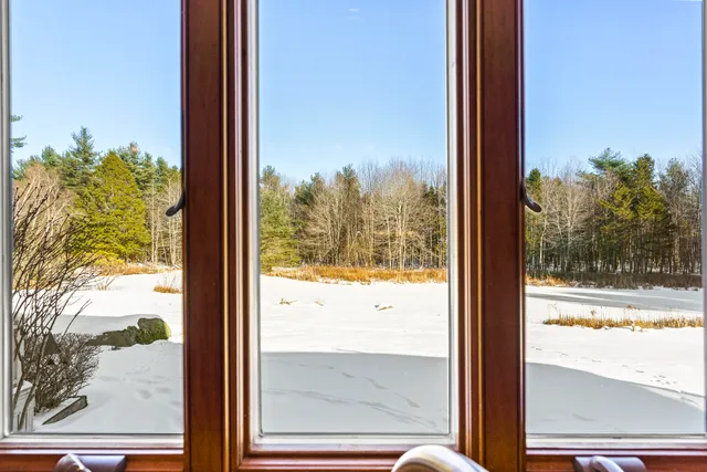 $915,000 | 25 Stoneybrook Lane, Bristol, ME 04539