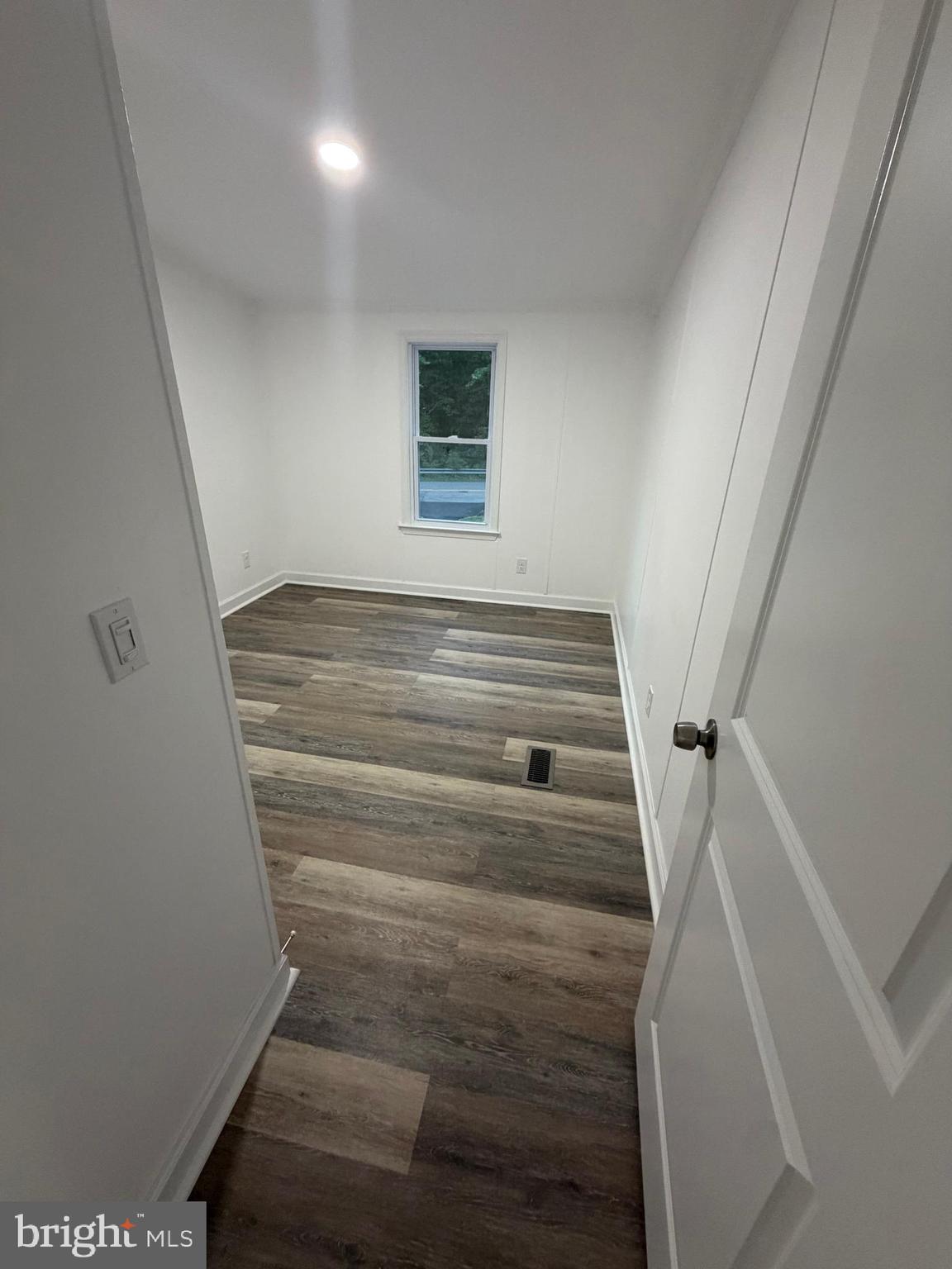 13577 Countyline Church Road Woodford, VA 22580 - Photo 32 of 35 Third bedroom