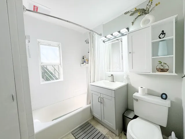 $3,600 | 27 Shirley Street, Unit 27, Lexington, MA 02421