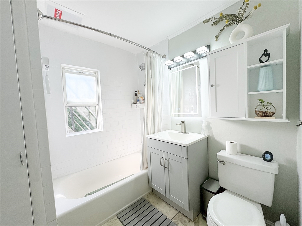 27 Shirley Street, Unit 27 Lexington, MA 02421 - Photo 24 of 31