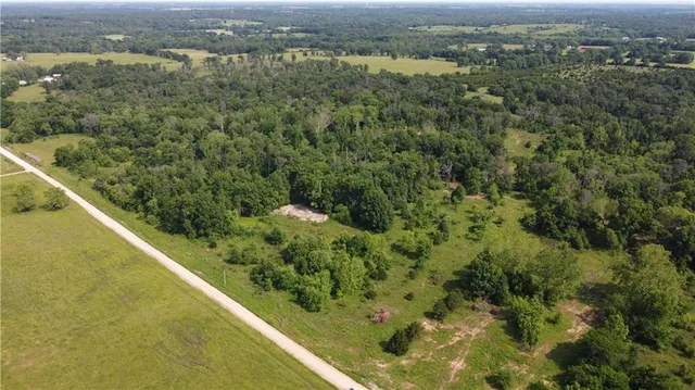 $319,000 | 0 East Veteran Road, Milo, MO 64767