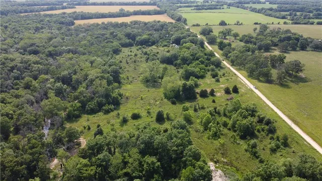 $319,000 | 0 East Veteran Road, Milo, MO 64767