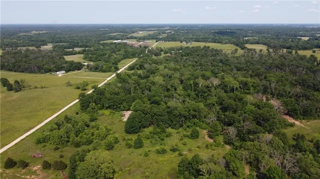 $319,000 | 0 East Veteran Road, Milo, MO 64767