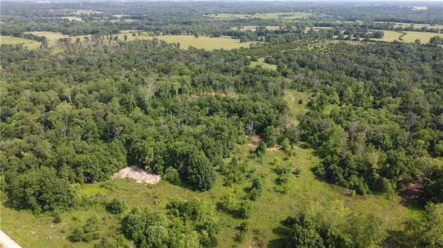 $319,000 | 0 East Veteran Road, Milo, MO 64767