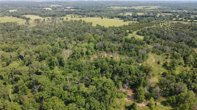 $319,000 | 0 East Veteran Road, Milo, MO 64767