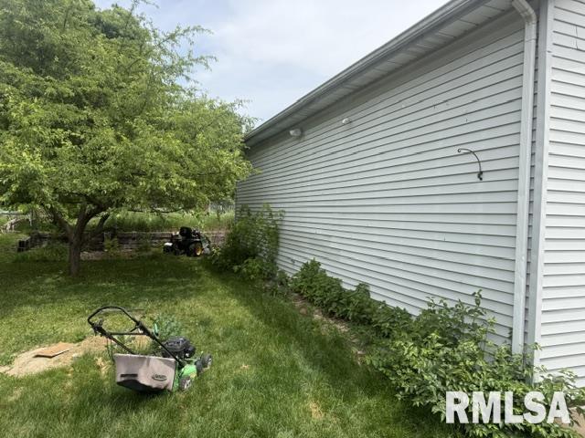 805 Spring Street Washington, IL 61571 - Photo 9 of 9