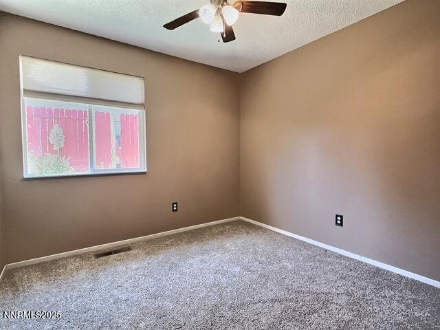 8425 Corrigan Way Reno, NV 89506 - Photo 19 of 27 IMG_8967