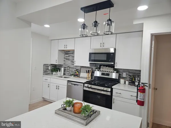 $229,900 | 1404 Roanoke Road, Camden, NJ 08104