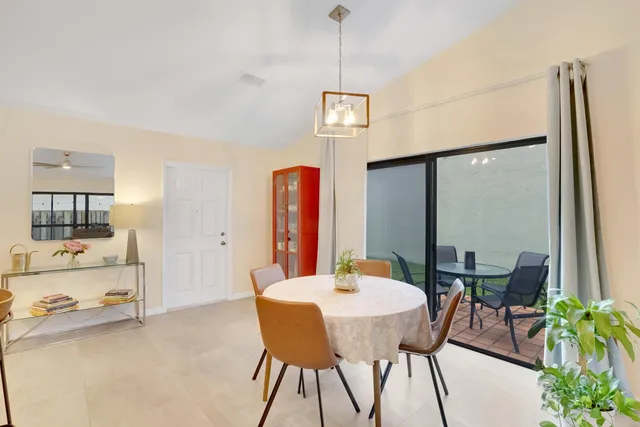 $3,800 | 1740 Northwest 21st Court, Delray Beach, FL 33445