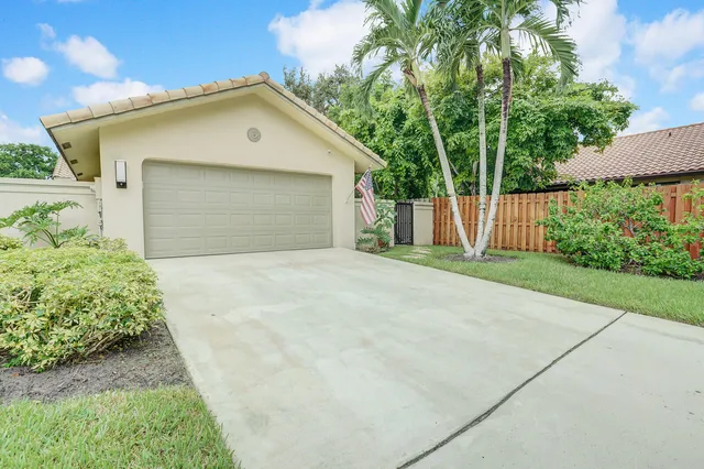 $3,800 | 1740 Northwest 21st Court, Delray Beach, FL 33445
