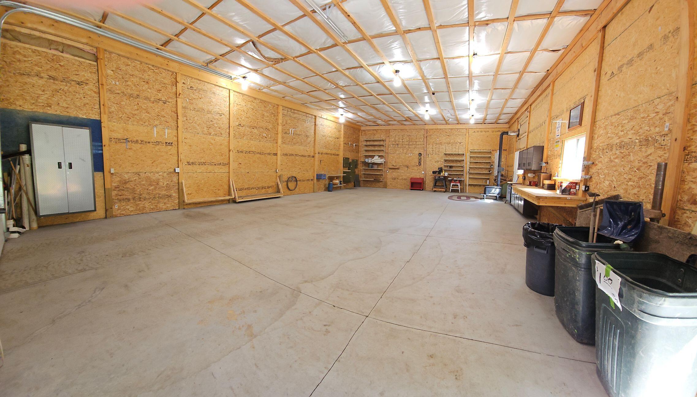 6350 Byron Road Howell, MI 48855 - Photo 11 of 33 PB inside 1