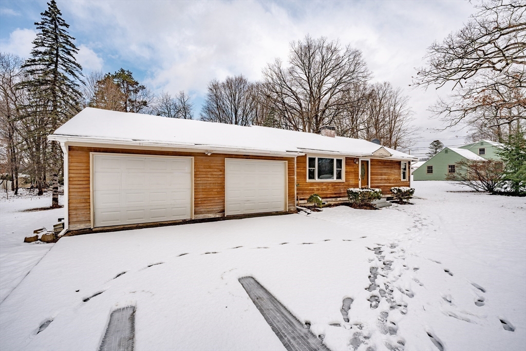 480 Dipping Hole Road Wilbraham, MA 01095 - Photo 2 of 32 Gallery Image 2