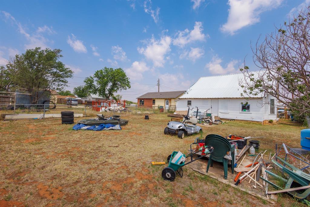 2202 Chester Street Sweetwater, TX 79556 - Photo 20 of 21 a view of a swimming pool with a patio