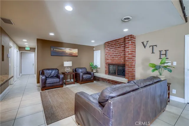 $3,499 | 19858 Leighton Lane, Huntington Beach, CA 92646