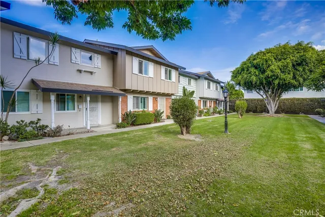 $3,499 | 19858 Leighton Lane, Huntington Beach, CA 92646