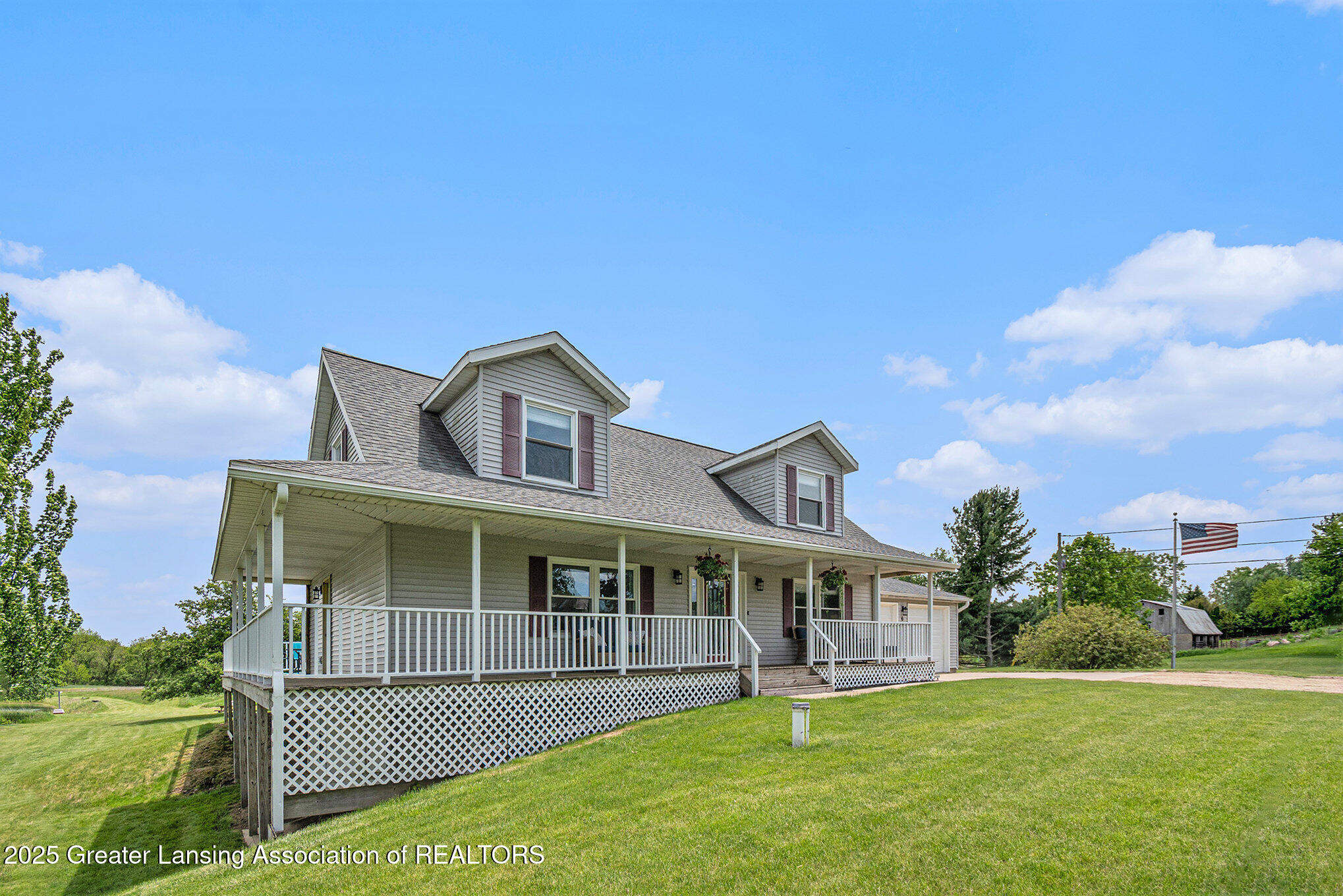 6265 Tucker Road Eaton Rapids, MI 48827 - Photo 3 of 36 01 - Front Facing