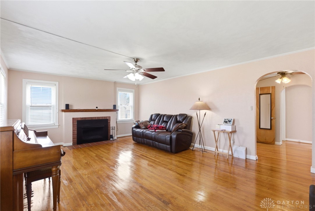1431 Upper Bellbrook Road Xenia, OH 45385 - Photo 8 of 49
