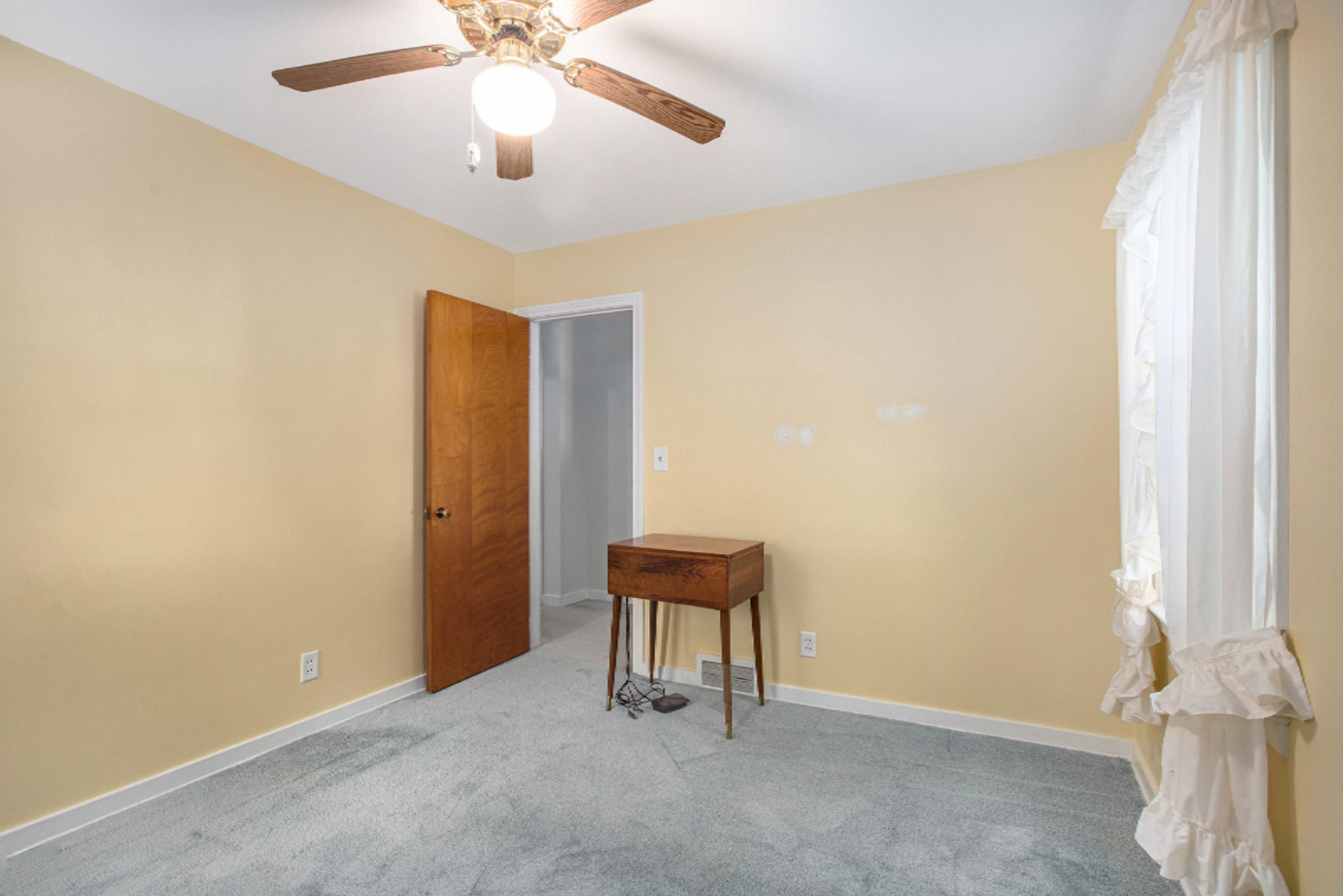 3528 Random Road Kalamazoo, MI 49004 - Photo 19 of 21 NDP DNGs_31