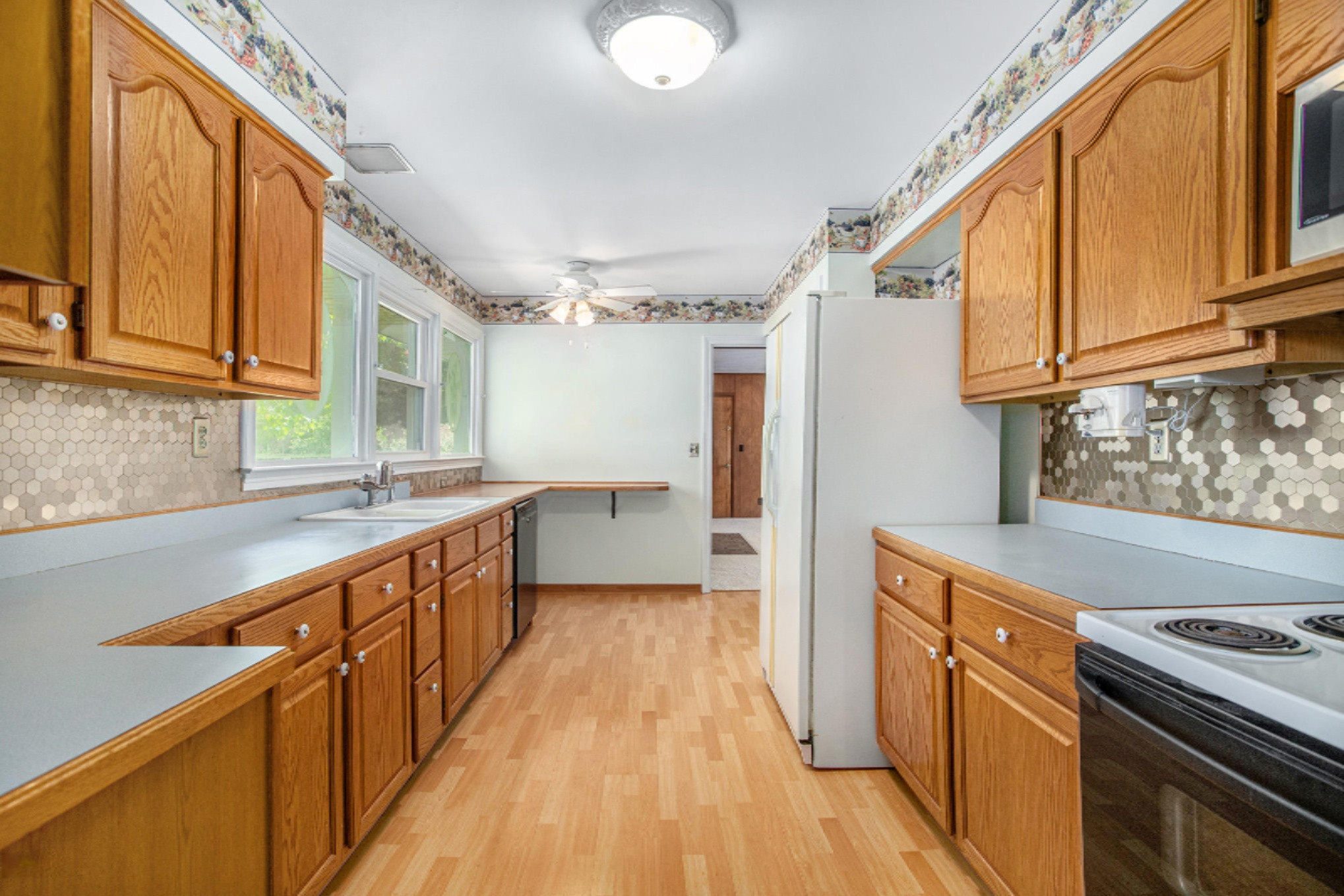 3528 Random Road Kalamazoo, MI 49004 - Photo 5 of 21 NDP DNGs_14